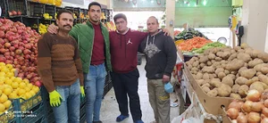میوه فروشی برادران دارابی