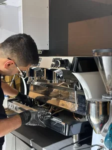 "Cafe Repair"تعمیرگاه لوازم کافی شاپ 2