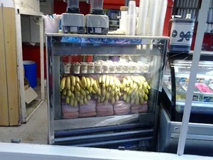 کافی شاپ بستنی مشتی