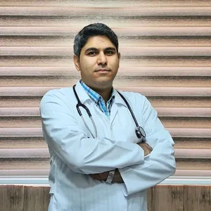 دکتر محمد اصغرنیا