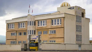 دبیرستان پسرانه مهر