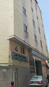 حسینیه و زائر سرای زرین شهریها