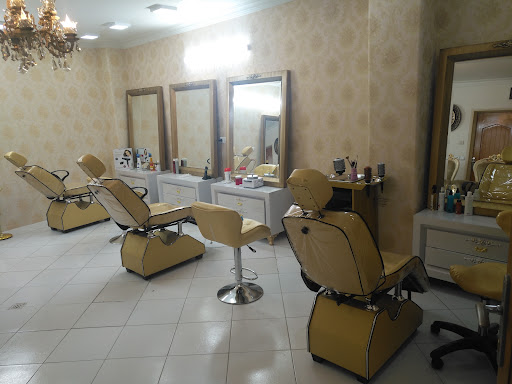 سالن زیبایی عریس