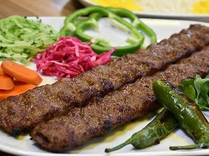 باغ رستوران لاوین 2