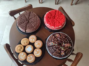 کافه باقلوا باباطاهر 3