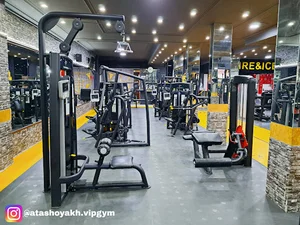 باشگاه بدنسازی آتش و یخ