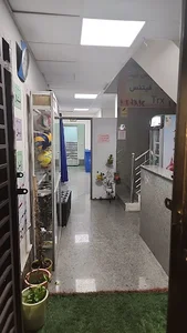 مجموعه ورزشی شهدای فرحزاد (فوتسال ، والیبال ، بسکتبال)