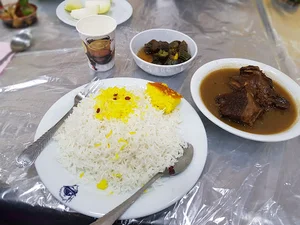 رستوران و اقامتگاه پسران یدالله