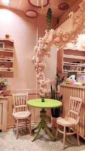 Cafe dragon