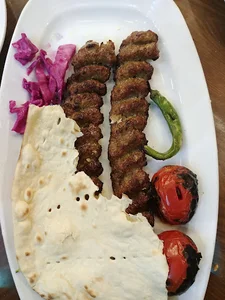 رستوران پیاله