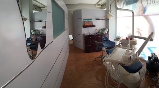 Orchid Dental Center کلینیک دندان ارکیده