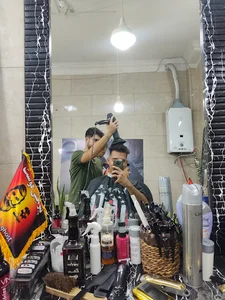 ارایشگاه مردانه گوست