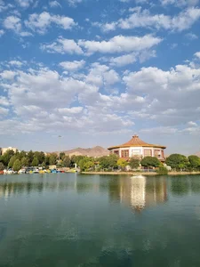 دریاچه کوثر