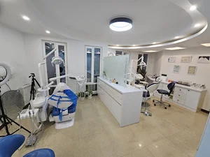 مطب دکتر محمد طیبی متخصص ارتودنسی