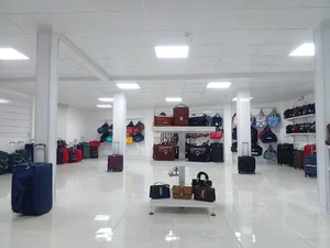 کیف و کفش نایس