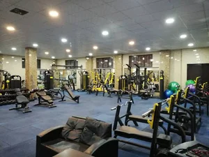 (آقایان)باشگاه بدنسازی فرم