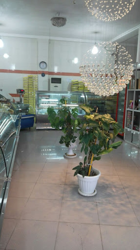 Tabrizi Confectionaryشیرینی سرای تبریزی
