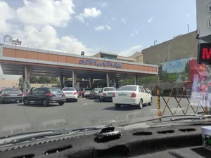 پمپ بنزین جناح