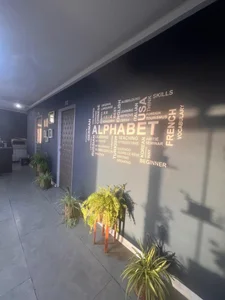 آموزشگاه زبان آلفابت 4