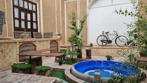 بومگردی شاخه نبات