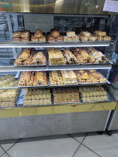 قنادی توتک