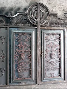 کارگاه فلزکاری اشکان