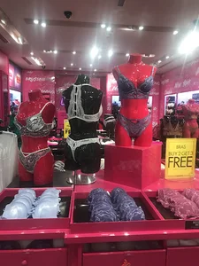 Lasenza لاسنزا