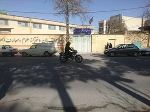 دبیرستان دخترانه صدرا