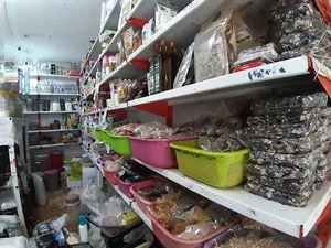 عطاری و خوار و بار فروشی سبوس