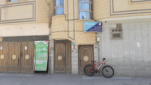 سالن تخصصي ساقدوش اموزشگاه ارايشي مائده پويافر