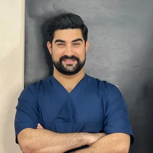 کلینیک حرکات اصلاحی و ماساژ یاس