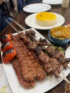 رستوران حاج حسین 5