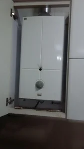 تعمیرکار تصفیه آب و برق ساختمان 3