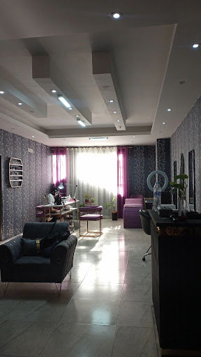 سالن زیبایی آرتیسان