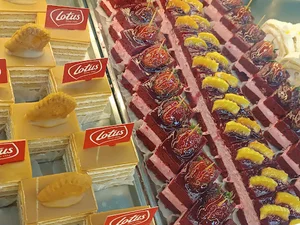 نان و شیرینی نان سی( شعبه یک )