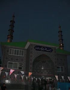 مسجد چهارده معصوم