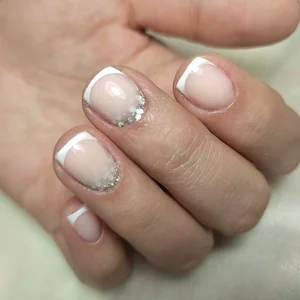 Nail by aris karimi