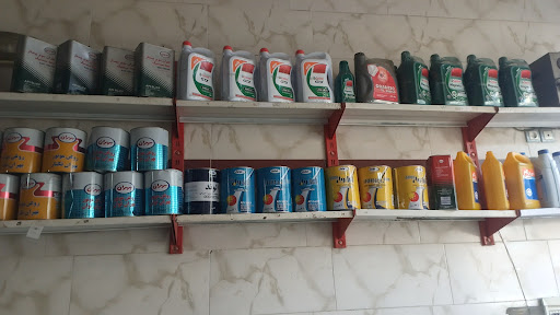 تعویض روغن نیسان دیزل نقی لو