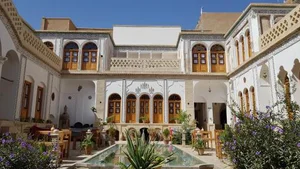 بوتیک هتل صباغیان 4