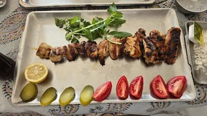 رستوران دیانی - جوجه کباب معروف اردستان