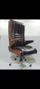 مبلمان اداری و دفتری دژاکرد