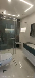 کاشی‌کار و سنگ‌کار در بازار