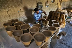 تصاویر) کوزه‌کنان شهر ملی سفال سنتی ایران