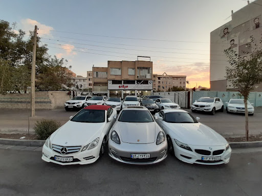 نمایشگاه اتومبیل میلانو
