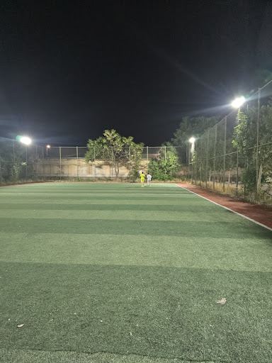 زمین فوتبال چمن مصنوعی