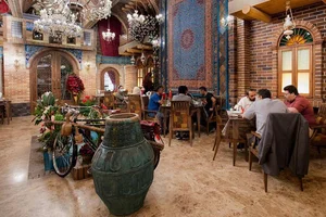 فست فود تپلی