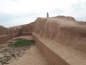 موزه آثار تاریخی چغازنبیل و هفت تپه
