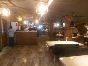 کافه رستوران ژوان 4