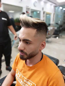 آرایشگاه آرش