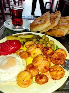 قهوه خانه دوستان